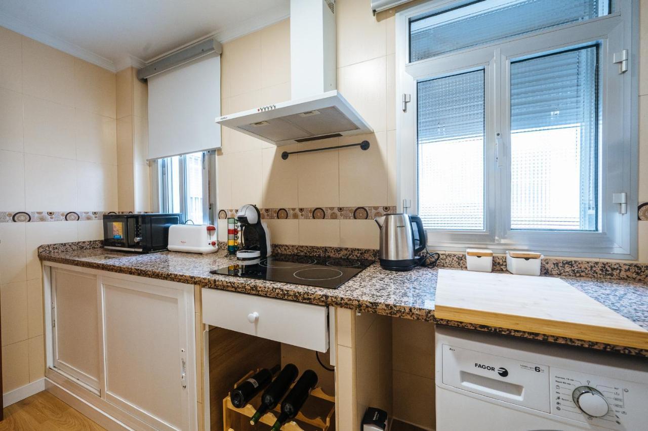 Muro De Los Navarros Suite Apartment Севилья Экстерьер фото