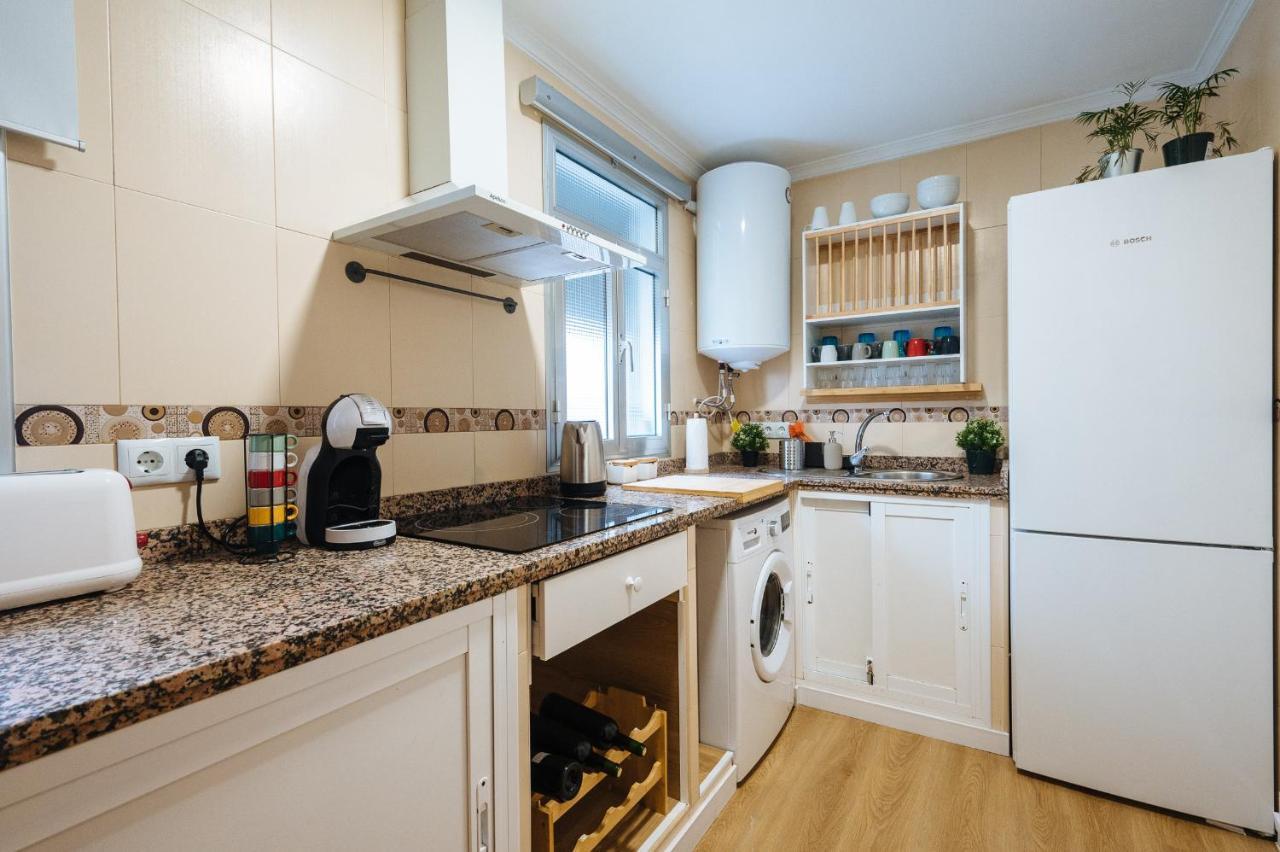 Muro De Los Navarros Suite Apartment Севилья Экстерьер фото